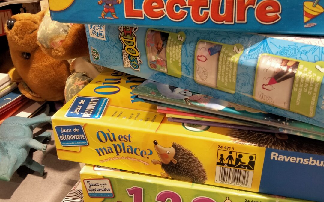 Collecte de jouets, livres et peluches au collège